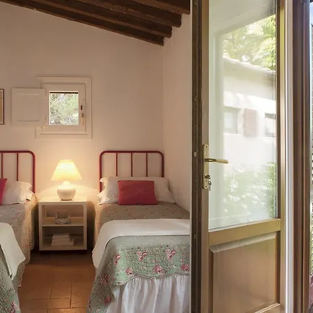 Castello Di Farm stay *